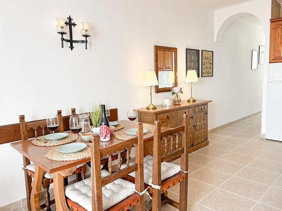 A2406 Capistrano Village, Nerja 0*,